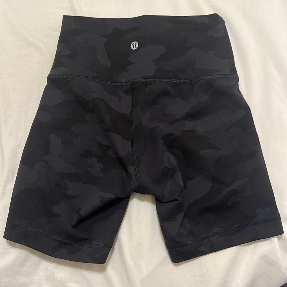 Lululemon Biker shorts- size 6- color black camo